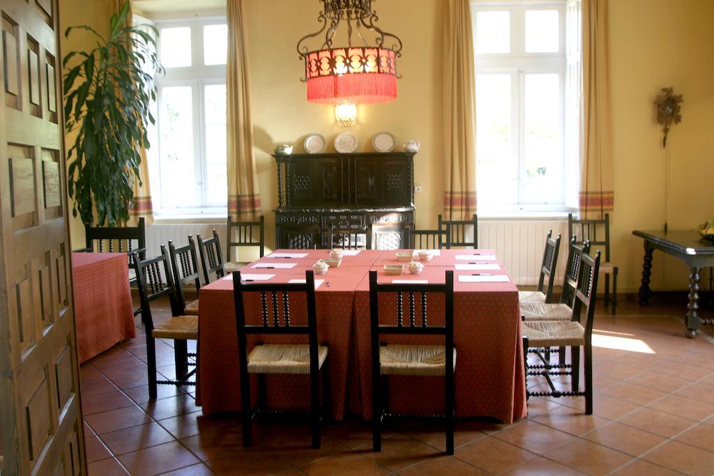 Hotel Casona El Arral ลิเออร์กาเนส ภายนอก รูปภาพ