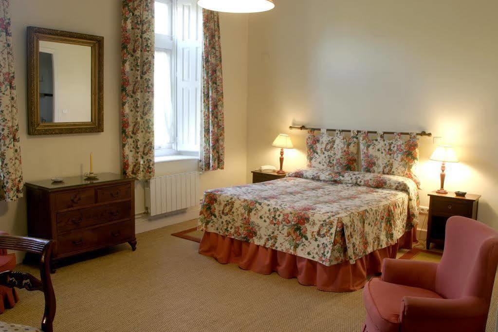 Hotel Casona El Arral ลิเออร์กาเนส ภายนอก รูปภาพ